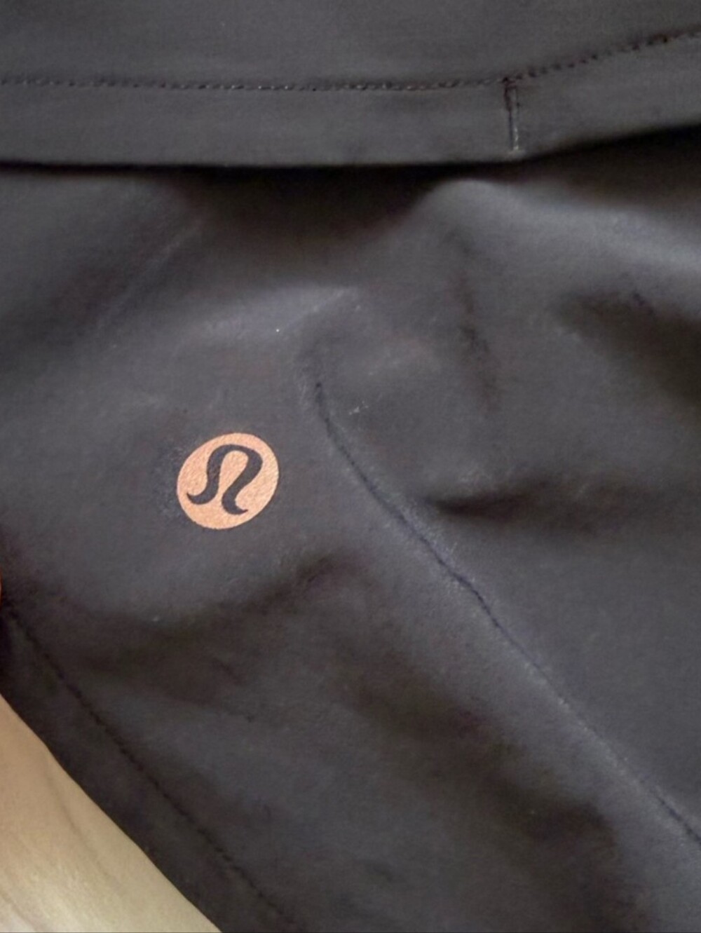 Lululemon Speed Up Mid-Rise Lined Short 4" *Graphic Size 12 - Picture 4 of 6